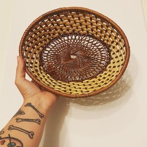 Vintage Accents - Boho Vintage Rattan Woven Bread Basket 🌾 Vintage Accents - Boho Vintage Rattan Woven Bread Basket 🌾